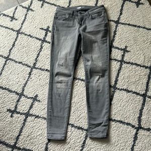 Old Navy super skinny Rockstar jean.